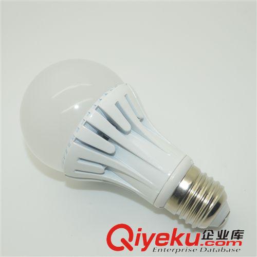 led燈泡e27螺口球泡燈超亮照明節(jié)能燈大發(fā)光面COB 9W調(diào)光球泡燈