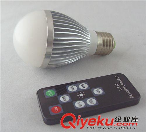 廠家直銷 大功率 高亮 LED 5W 帶遙控燈 正/暖白光 球泡燈 可調