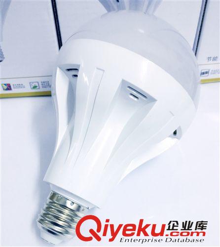 廠家直銷led燈泡3W 5W 7W 12w led球泡燈批發鋁殼 節能LED球泡燈