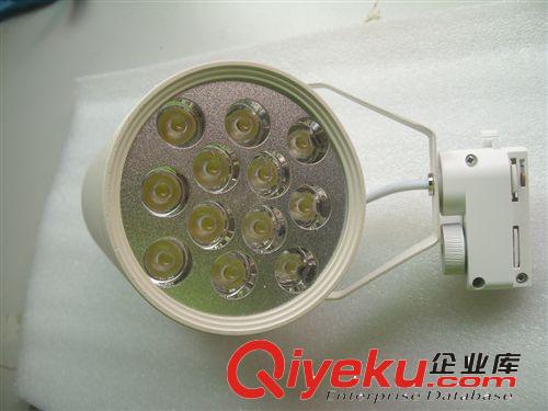 LED12x1 LED軌道燈 3PCS燈珠 晶元芯片 替代傳統(tǒng)燈36w