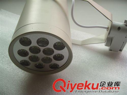 LED12x1 LED軌道燈 3PCS燈珠 晶元芯片 替代傳統(tǒng)燈36w