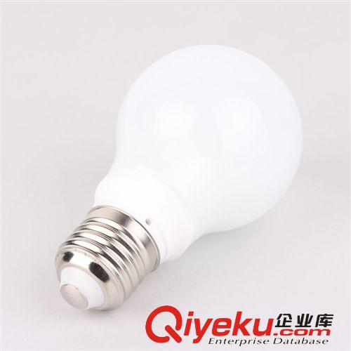 爆款 LED陶瓷球泡燈家用led燈泡 恒流 led球泡燈新款 廠家直銷原始圖片3