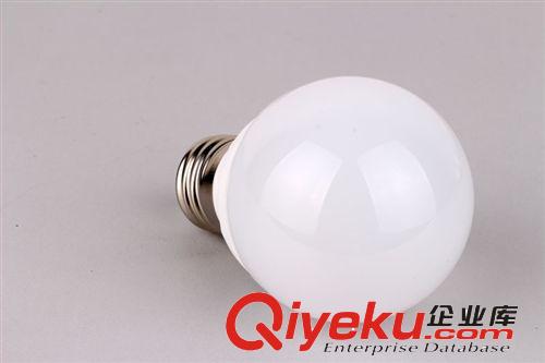 世德照明  LED陶瓷球泡燈 led球泡燈 LED節(jié)能燈泡 12v 廠家直銷原始圖片2