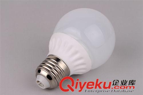 世德照明  LED陶瓷球泡燈 led球泡燈 LED節(jié)能燈泡 12v 廠家直銷原始圖片3