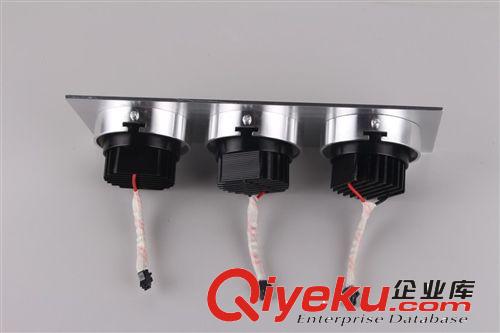 世德照明3W5W三頭LEDCOB天花燈銀色方形天花射燈廠家直銷批發(fā)原始圖片3