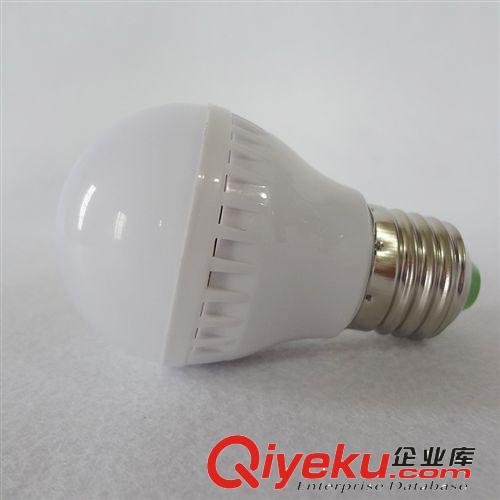 LED塑料球泡燈3W5W7W9W12W E27螺口超亮節(jié)能燈泡 2年質(zhì)保廠家直銷原始圖片2