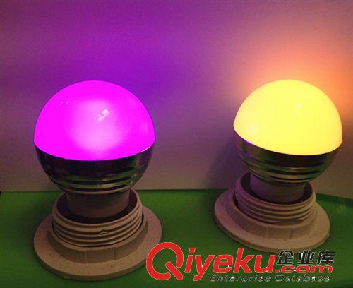 熱銷3W LED球泡燈 RGB球泡燈 七彩色燈 變色燈 RGB球泡+遙控原始圖片2