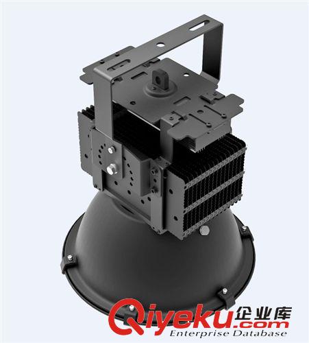 新款LED投光燈100W 多功能LED燈具 鰭片LED投光燈 LED塔吊燈100W