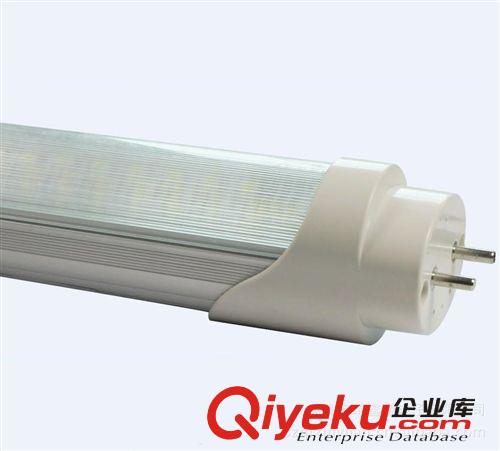 廠家直銷新款T8高亮led日光燈管18w  擴(kuò)散罩1850lm led燈管18w