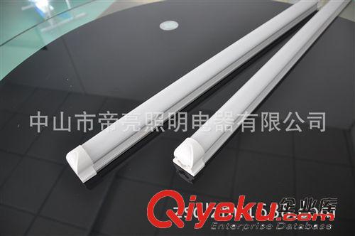 LED燈管 led日光管 10W 一體化T8 0.6米 LED Tube恒流 2835 高亮