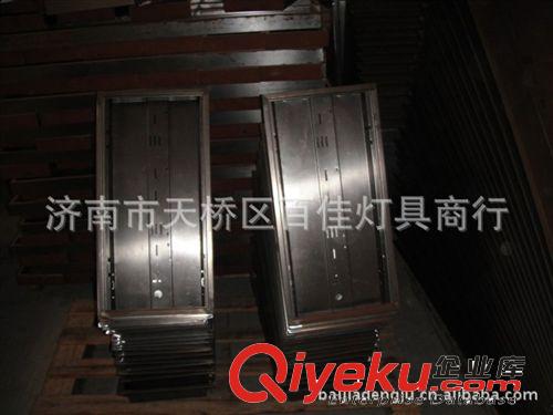 T8網罩格柵燈，3*18w網罩格柵燈，濟南格柵燈廠家，明裝格柵燈