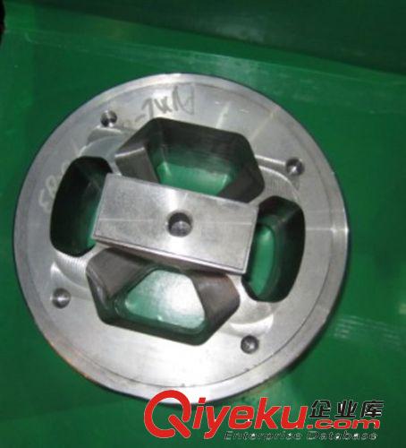 片皮機閘北,特殊鋁交通運輸圖紙,開模具樣品擠壓成品,機器鋁零件