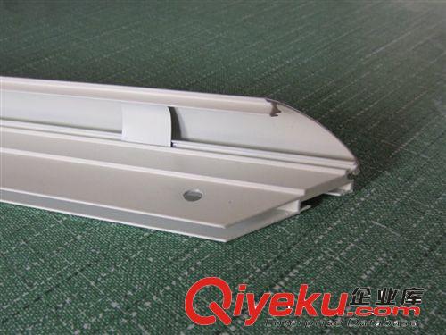 金湖縣整流設(shè)備鋁型材訂做,醫(yī)療器械鋁板深加工,開模器,開模畫框原始圖片3