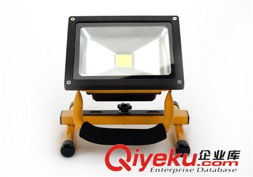 廠家批發 LED 強光手電筒 充電遠射 帶車充 防水原始圖片2