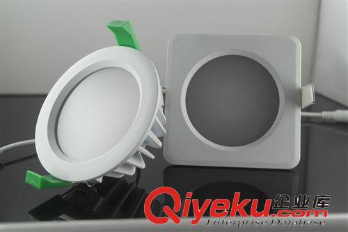 新款工廠直銷 8w10w12w13w15w18瓦 IP65防水防霧led天花筒燈