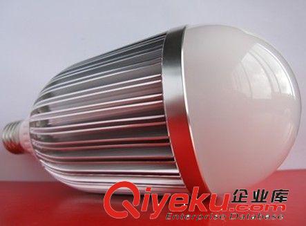 5W  LED球泡燈