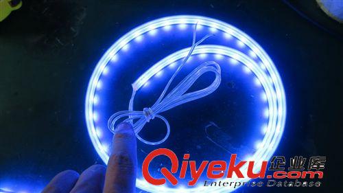 深圳廠家供應LED3014軟燈條 3VLED3014燈帶 70燈4MM寬LED軟燈帶