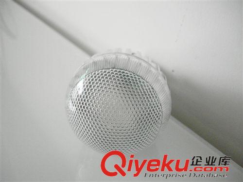 9W LED 帶記憶 紅綠藍(lán) RGB球泡燈 七彩變色燈 球泡 + 遙控原始圖片3
