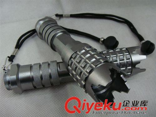 CREE   Q5  強(qiáng)光手電筒