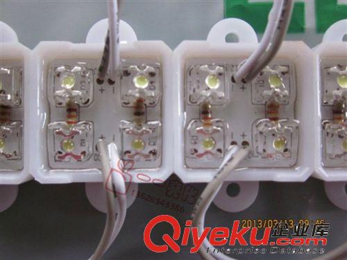 12V食人魚四燈防水紅白 LED發(fā)光噴繪廣告 外露點(diǎn)陣圍邊字模組燈塊
