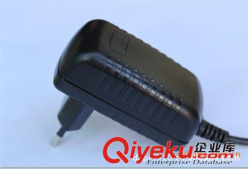 適配器12V，800MA，線長(zhǎng)1.2米,經(jīng)過(guò)老化測(cè)試才能出廠。