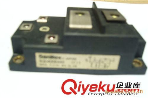 QM200DY-24