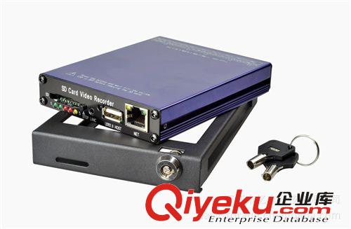 供應用于公交監控錄像的車載監控錄像機原始圖片3