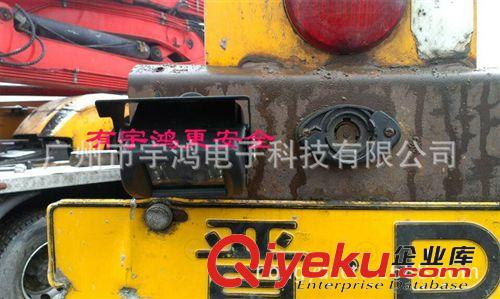 汽車(chē)防撞預(yù)警系統(tǒng) 工程機(jī)械車(chē)右視盲區(qū)雷達(dá)報(bào)警后視系統(tǒng)倒車(chē)監(jiān)視原始圖片2