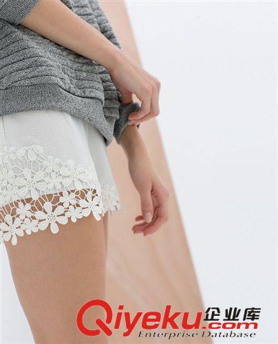D17-495 歐美2014新款 純色蕾絲中腰休閑短褲 女士原始圖片3