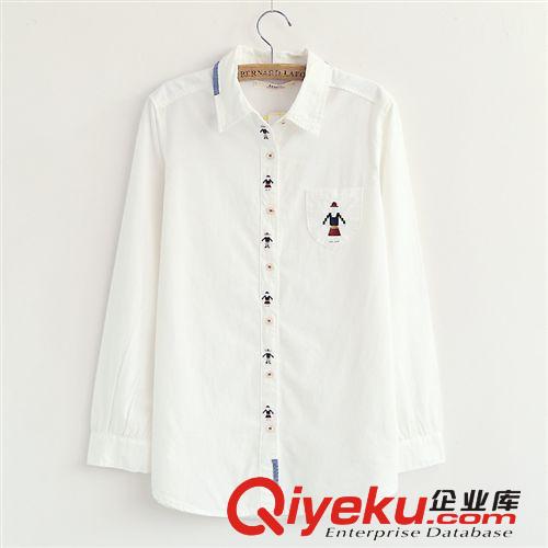 209-0033網(wǎng)店熱賣 日系原單2013女裝新款 門襟口袋繡小人寬松襯衫