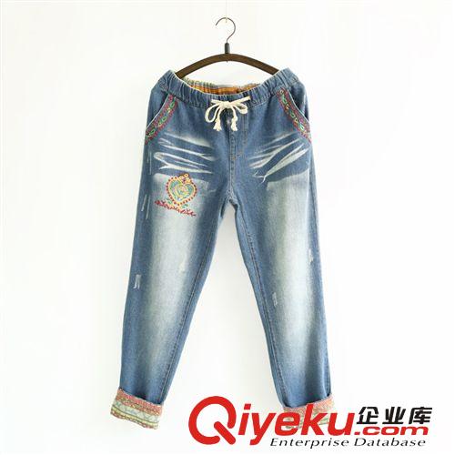 224-0247秋裝新品批發(fā)連帽抽繩收腰繡五角星波點(diǎn)大碼工裝外套風(fēng)衣