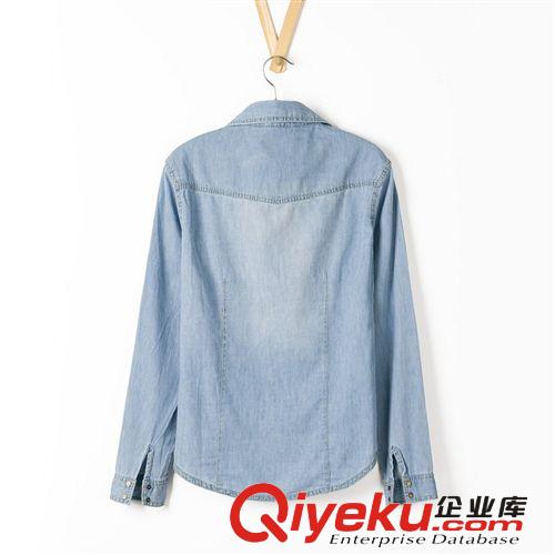 2013秋季新款牛仔襯衫長(zhǎng)袖 批發(fā)水洗全棉牛仔襯衫鉚釘裝飾821J原始圖片2