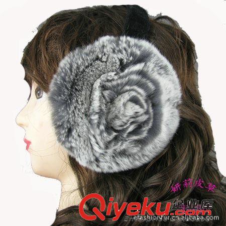 兔毛耳罩【妍莉皮草】廠家直銷 優(yōu)質(zhì)獺兔 定做 超大皮草兔毛耳罩