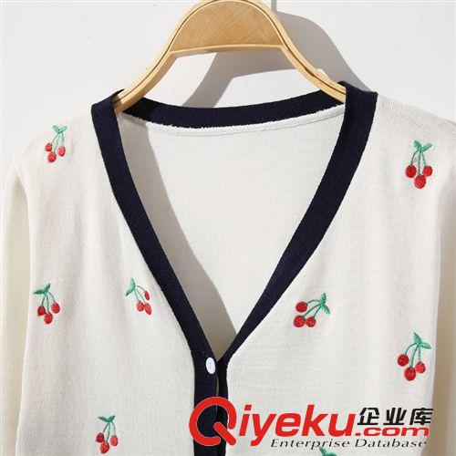 韓版時(shí)尚秋裝新款簡(jiǎn)約V字領(lǐng)櫻桃圖案印花女式針織衫 S191