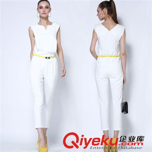 2014夏季新品歐美女裝 時(shí)尚氣質(zhì)白色V領(lǐng)九分連體褲 送腰帶gc2472