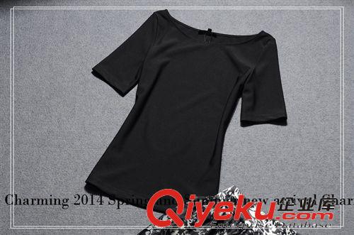 質(zhì)量超好！新款2014  一字領(lǐng)黑色短袖上衣+印花蓬蓬裙套裝 gc2360