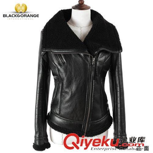精品韓版女式zp皮衣黑白兩色修身女式皮毛一體皮衣原廠批發(fā)外銷原始圖片3