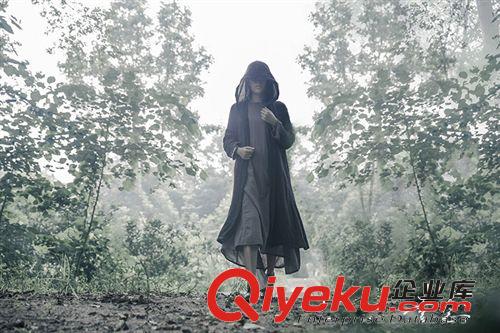 壹念原創(chuàng)  秋裝  黑灰?guī)泵蘼殚L袍開衫 女士風(fēng)衣罩衫原始圖片3