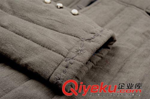 冬款蜜糖工廠原創(chuàng) 新款女式棉衣 竹節(jié)水洗棉手工刺繡短款棉衣外套
