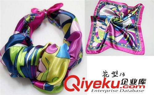 【禮品】百變魔術(shù)絲巾 女圍巾酒店銀行空姐職業(yè)小方巾 花型隨機(jī)發(fā)