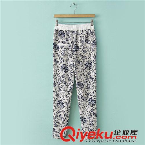 2243-0.4 批發(fā)女褲春夏新款棉麻青花瓷印花收腰系帶哈倫褲小腳褲原始圖片3