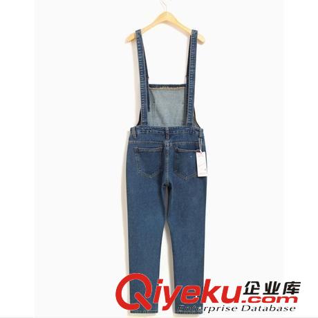 2014韓國(guó)代購(gòu) 學(xué)院風(fēng)修身顯瘦百搭牛仔背帶褲女潮