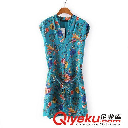 A40-01526 F.M.P 歐洲站新款時尚氣質V領樹葉花朵系帶包袖連衣裙原始圖片2