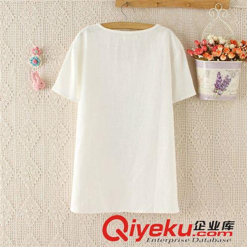 B98-00593 F.M.P 新款兩只小熊擁抱刺繡竹節(jié)麻短袖t恤原始圖片2