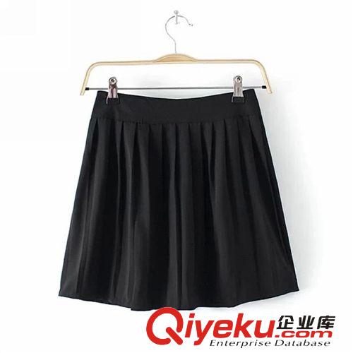 A40-00420 F.M.P 夏季新款時(shí)尚性感一字領(lǐng)綠底印花修身顯瘦連衣裙