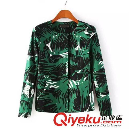 D145-01630 F.M.P【6107】歐美新款黑綠不規(guī)則樹(shù)葉印花夾克外套