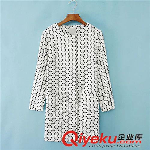 D192-00499 F.M.P 歐美風(fēng)時(shí)尚暗扣圓圈圖案大口袋風(fēng)衣外套