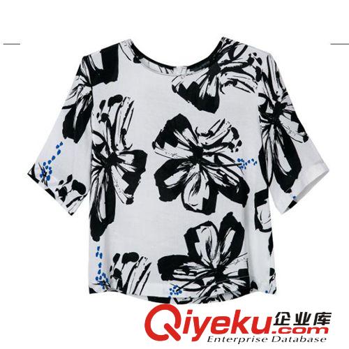 B53-00431 F.M.P 【956】歐美風(fēng)炫彩印花時(shí)尚無(wú)袖T恤