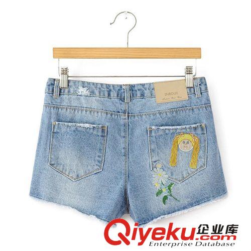 B55-95-037 F.M.P 歐美風口袋刺繡娃娃拉絲牛仔短褲原始圖片2