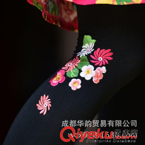 廠家直銷2014新品民族風女褲薄款刺繡花修身顯瘦彈力打底褲可混批